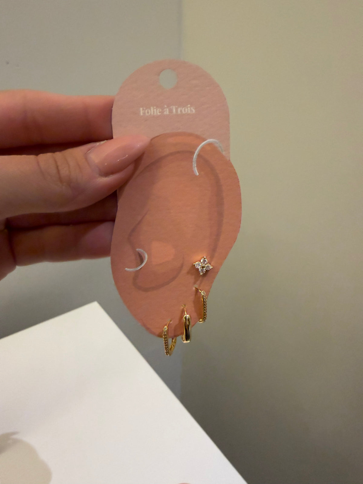 Compo oreille or (4) : 3 anneaux - fleur strass