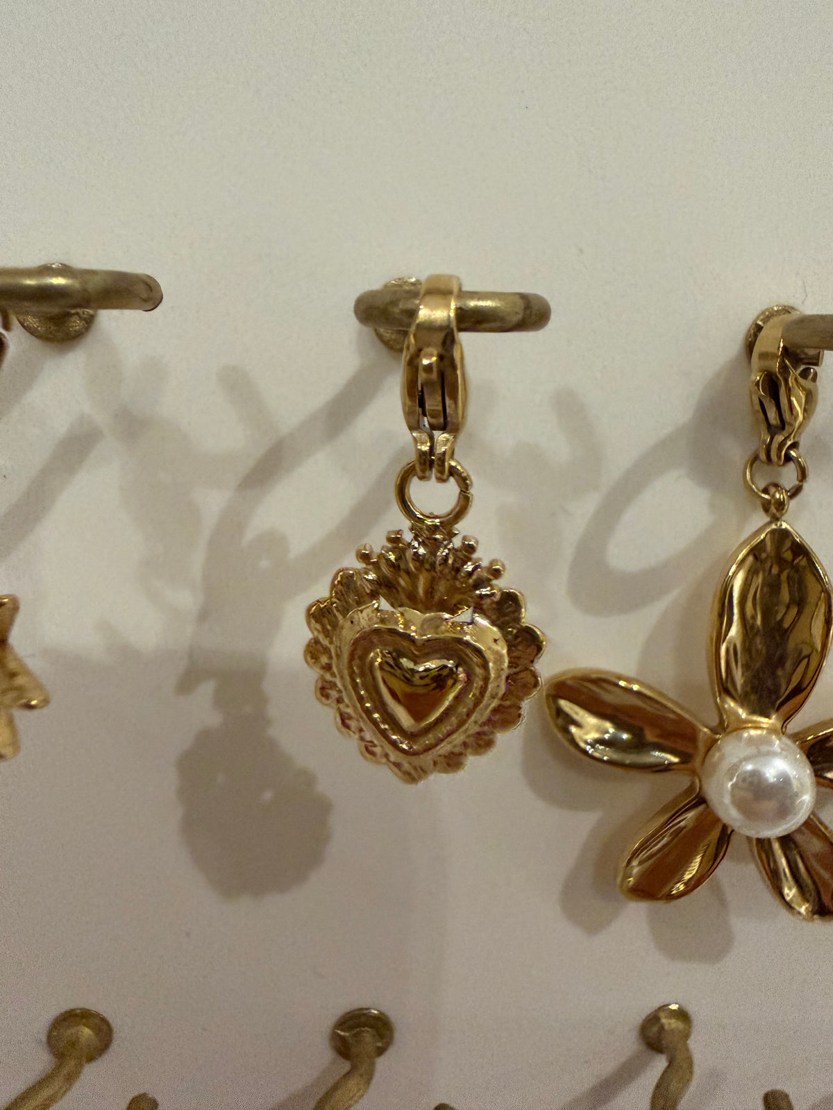 Charms coeur baroque
