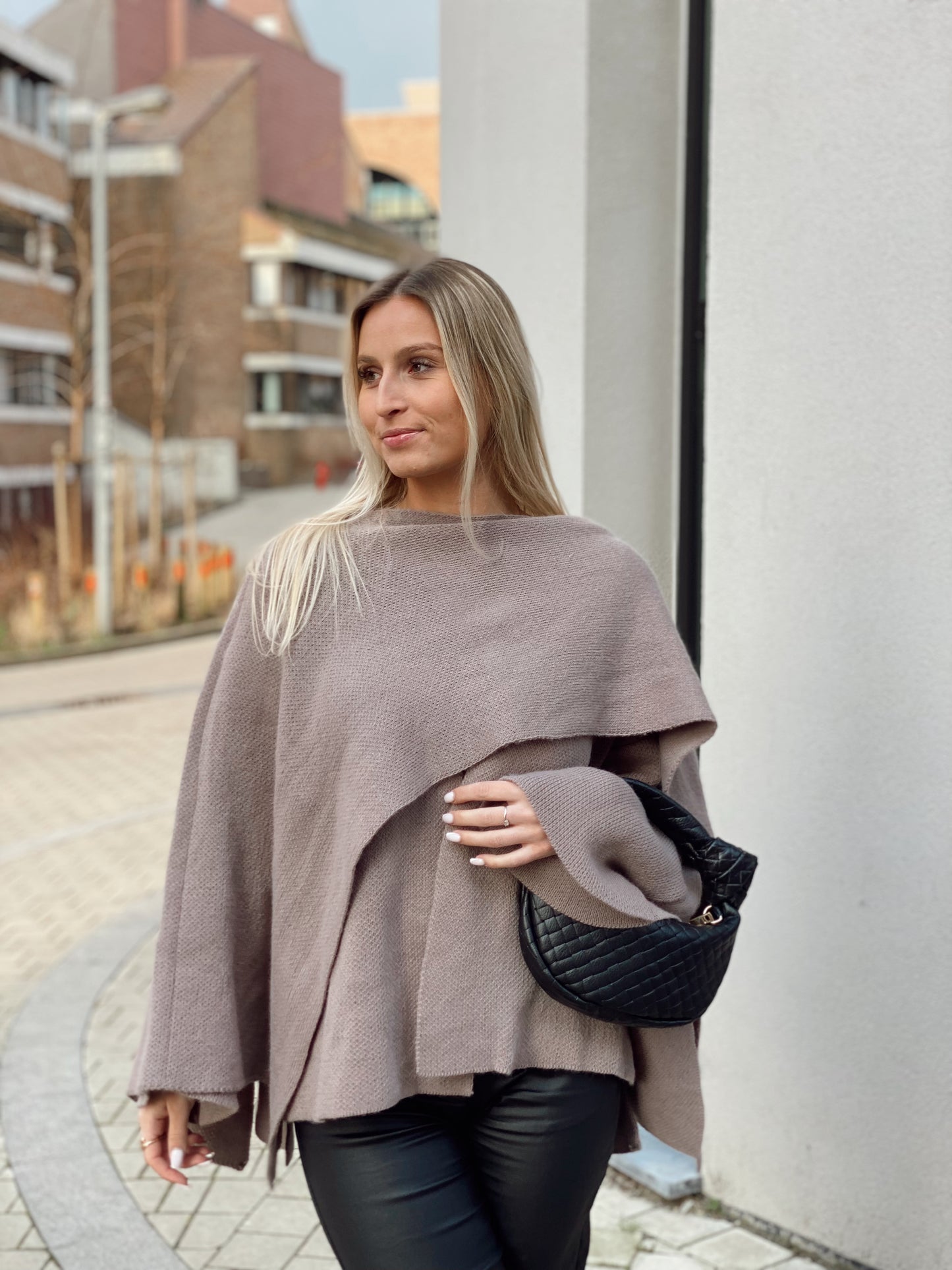Cape TAUPE